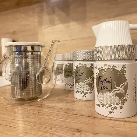 아파트 Golden Sunflower