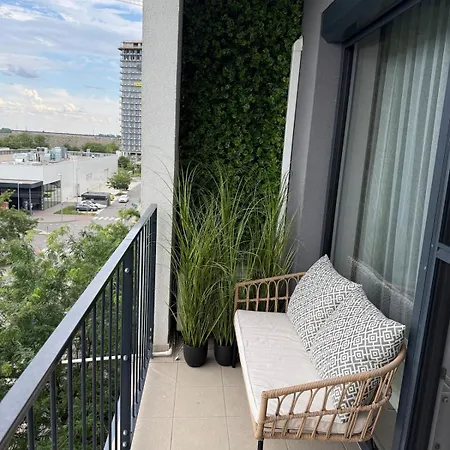 Golden Sunflower Apartment Bratislava